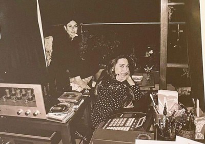 Karisma Kapoor shares throwback image on Instagram which was clicked by a special person, check out for details