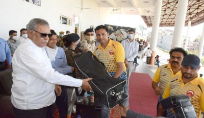 Jammu and Kashmir: Advisor Farooq inaugurates T-20 Tournament at Katra