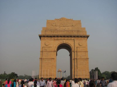 Weekend curfew imposed in Delhi to contain Covid-19 pandemic