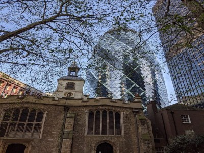 UK scientist urges patience before further lockdown relaxation