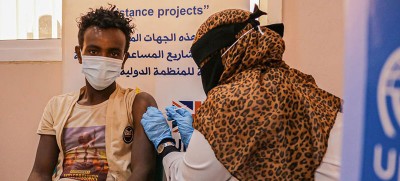 UN agency begins COVID vaccine rollout for 7,500 stranded migrants in Yemen