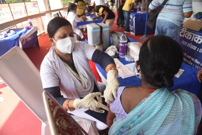 India registers 8,954 fresh COVID-19 cases amid heightened measures at airport to prevent Omicron spread