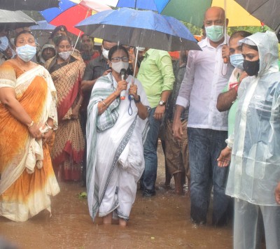 West Bengal Chief Minister Mamata Banerjee surveying flood affected areas