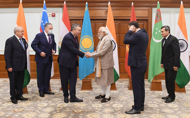 Modi meets Foreign Ministers of Central Asian Countries