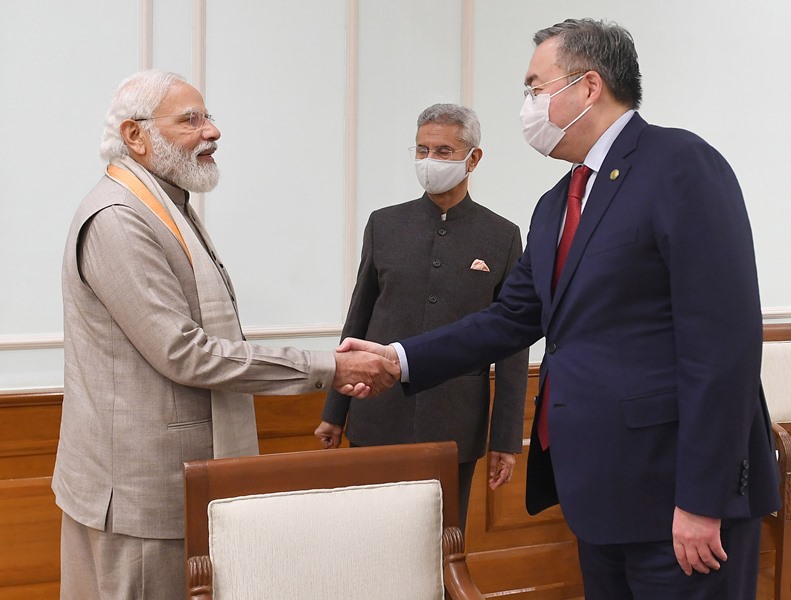 Modi meets Foreign Ministers of Central Asian Countries