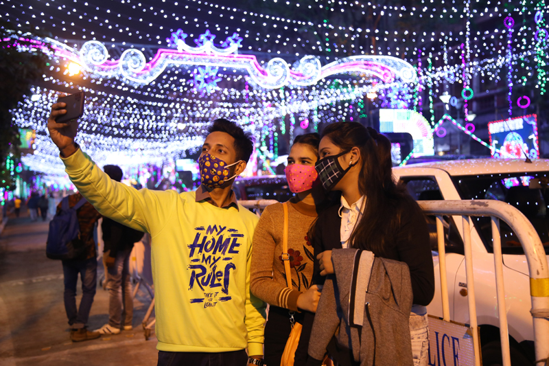 Kolkata welcomes New Year 2021 amid Covid-19 pandemic