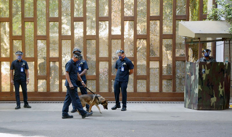 Security beefed up outside Mukesh Ambani's residence