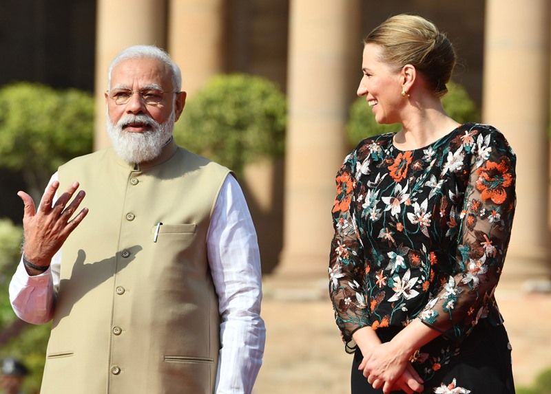 Modi receives Denmark PM at Rashtrapati Bhavan