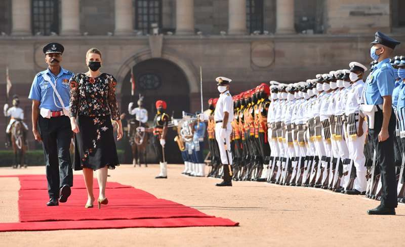 Modi receives Denmark PM at Rashtrapati Bhavan