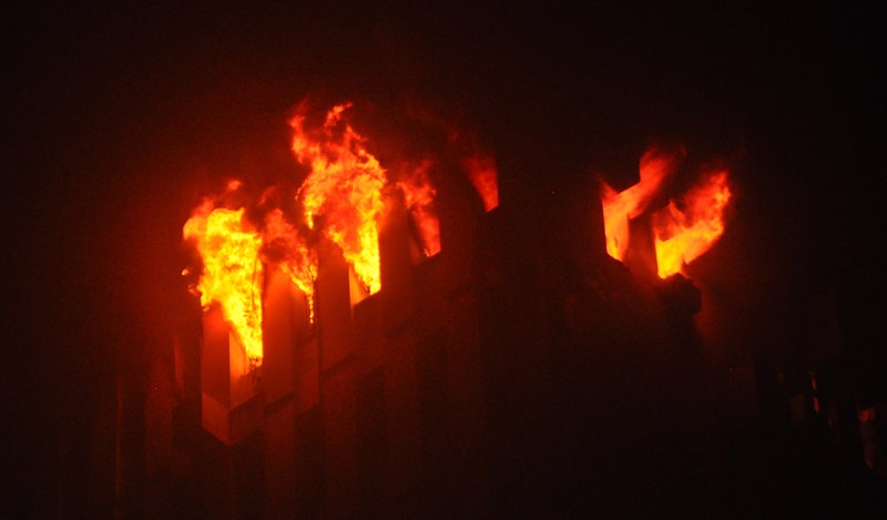 Kolkata fire tragedy leaves nine dead