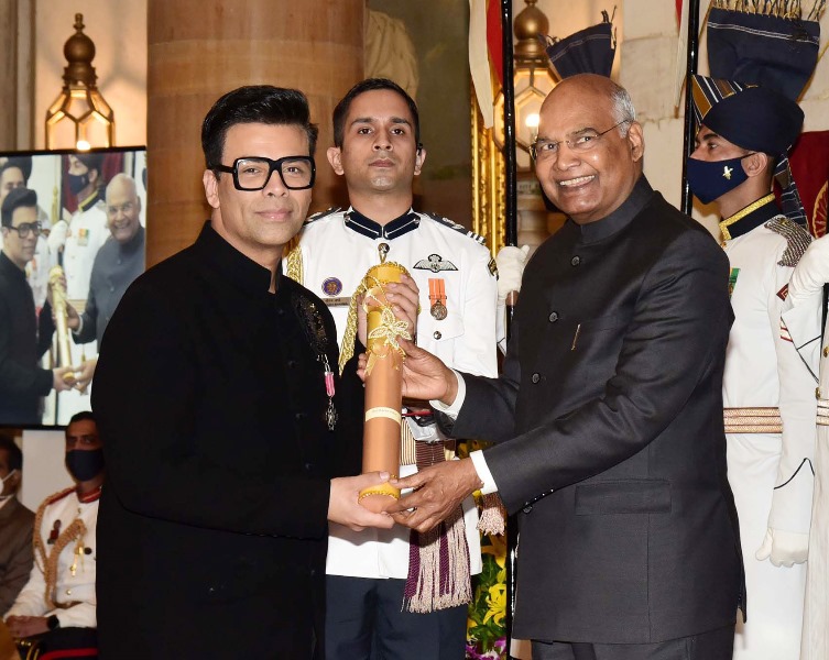 Prez Ram Nath Kovind presents Padma Shri, Padma Bhushan awards to dignitaries at Rashtrapati Bhavan in Delhi