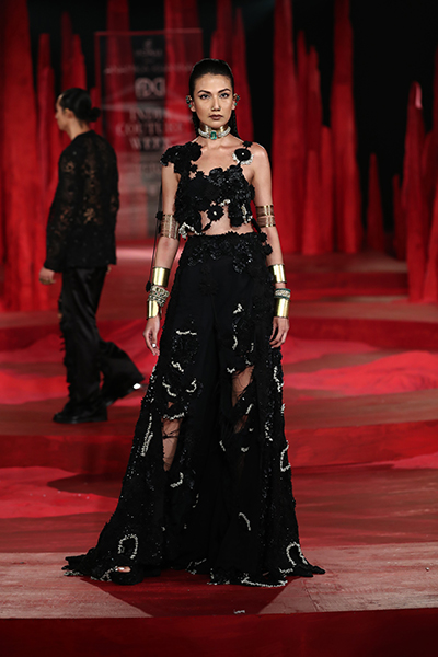 FDCI India Couture Week: Rajkummar Rao turned showstopper for designer Anamika Khanna