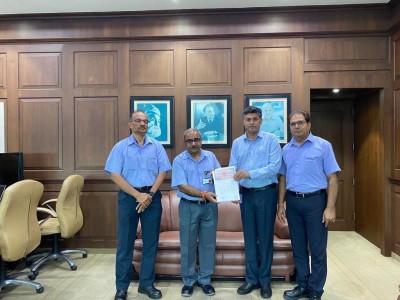 Tata Motors partners with Tata Power to develop a 7 MW solar project at its Pantnagar manufacturing facility