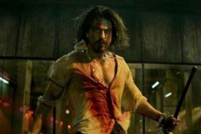 Shah Rukh Khan pushed his body to breaking point for Pathaan: Filmmaker Siddharth Anand