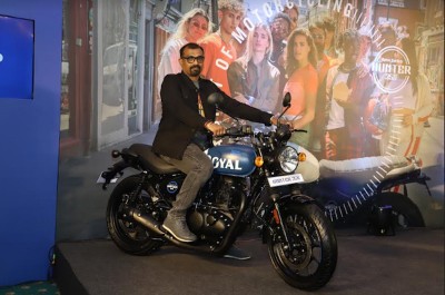 Royal Enfield unveils Hunter 350 in Kolkata ahead of Durga Puja