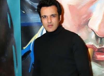 Hemant Chaddha injures his ankle