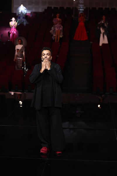 Amit Aggarwal showcases his collection at FDCI India Couture Week 2022