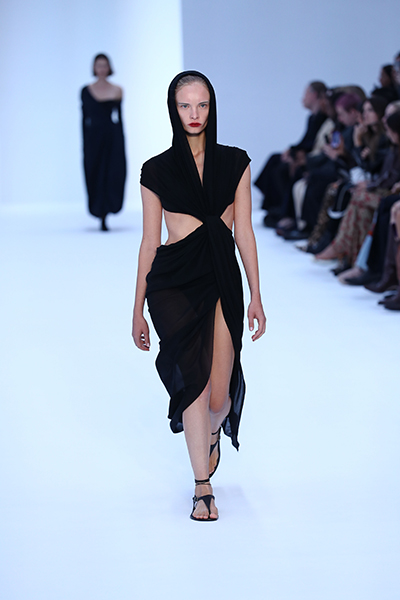 Milan Fashion Week 2022: Philosophy collection by Lorenzo Serafini