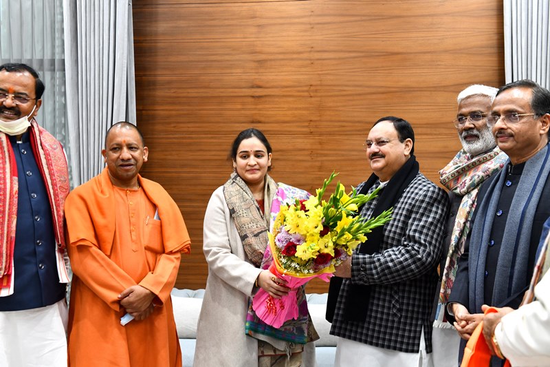 Mulayam Singh Yadav’s daughter-in-law Aparna joins BJP