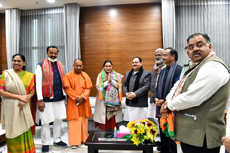 Mulayam Singh Yadav’s daughter-in-law Aparna joins BJP