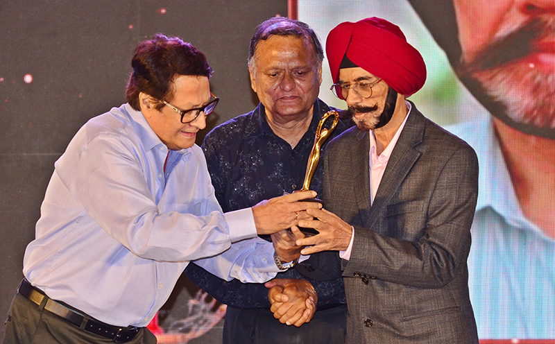 Bengal Film and Television Chamber of Commerce hosts Lifetime Achievement Awards ceremony