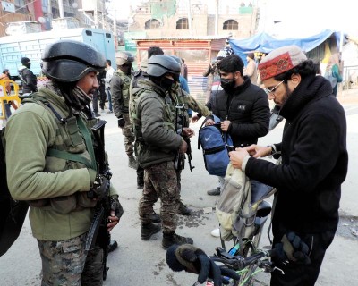 Jammu and Kashmir: Police resort to lathi-charge to disperse protesting ReK teachers