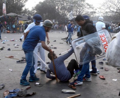 Kolkata: Police resort to lathicharge on agitating Indian Secular Front activists at Esplanade