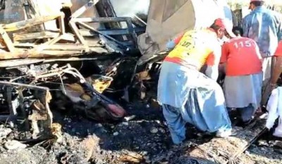 At least 40 killed as bus falls into ravine in Pakistan's Balochistan