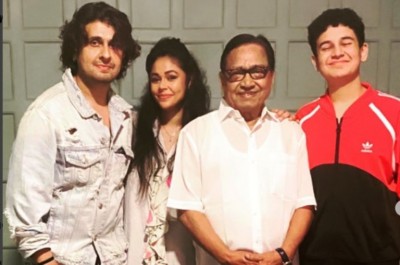 Singer Sonu Nigam's father robbed of Rs. 72 lakhs, ex-driver booked