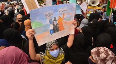 Supreme Court to look into plea for interim order over Hijab ban in Karnataka's PUC colleges