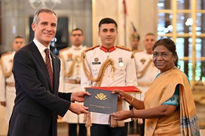U.S. Ambassador to India Eric Garcetti presents credentials to Droupadi Murmu