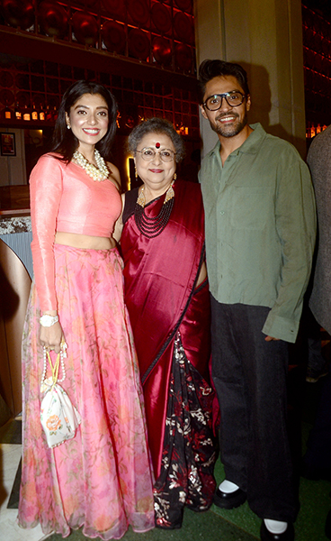 Ankush Hazra, Srabanti Chatterjee lead Tollywood celebs checked in at 'Raktabeej' success party