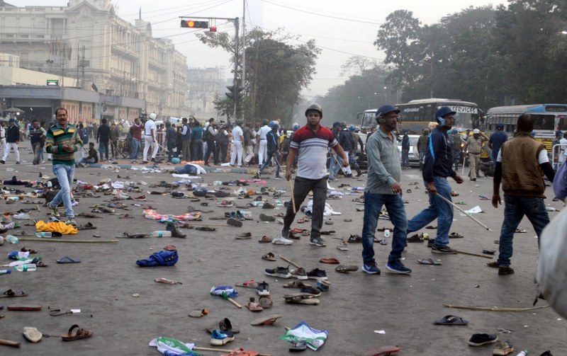 Kolkata: Police resort to lathicharge on agitating Indian Secular Front activists at Esplanade