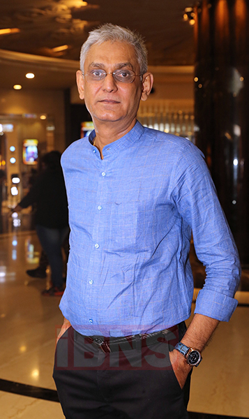 Tollywood celebs attend Soham Chakraborty, Saayoni Ghosh starrer L.S.D. premiere