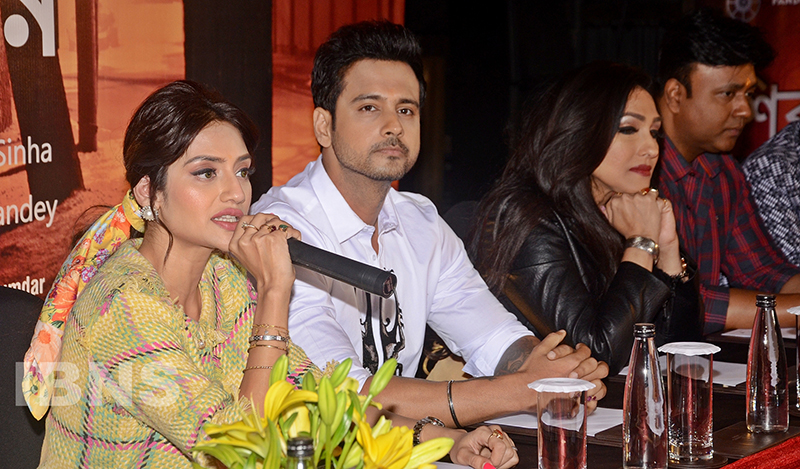 Rituparna Sengupta, Yash Daasguptaa, Nussrat Jahan speak on Shikarr