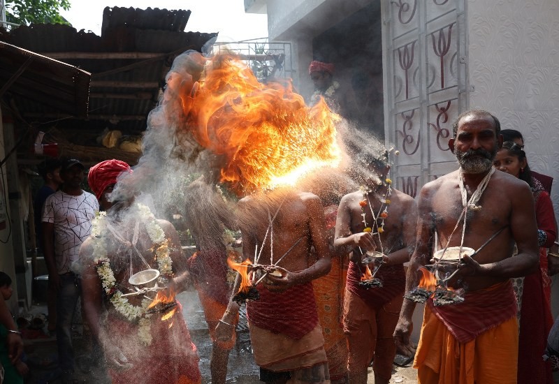 In Images: Gajan Festival In Bengal