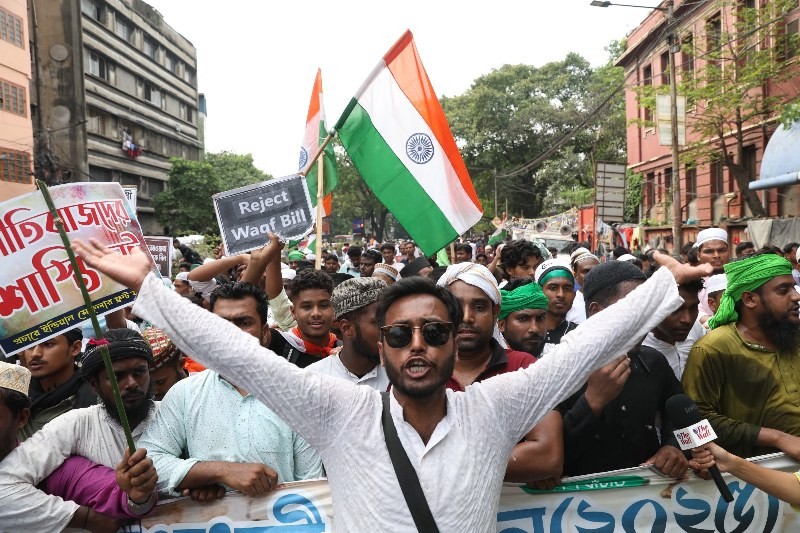 Muslims take to Kolkata streets to protest Waqf amendment