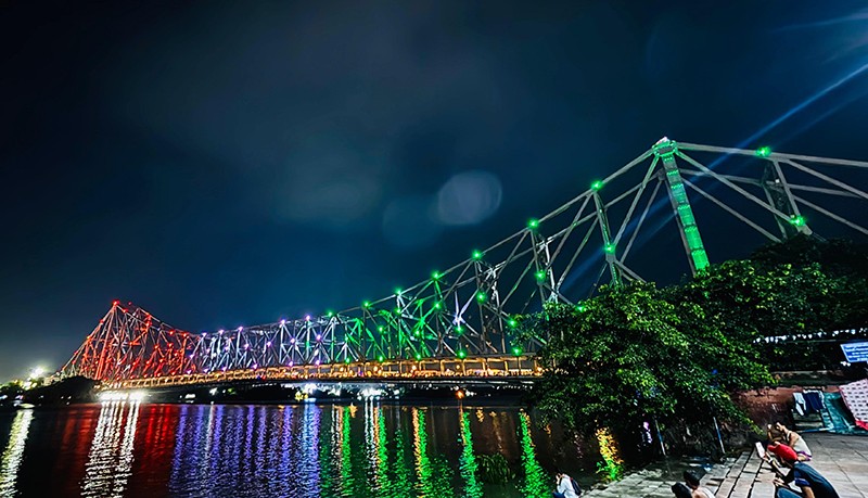 Kolkata landmarks glow in Tricolour for Independence Day