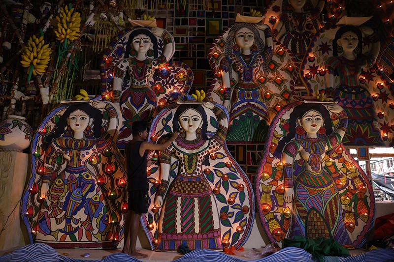 In Images: Kolkata's Tala Barowari Durga Puja 2025 brings theme ‘Madhusudan’ by artist Prashanta Pal