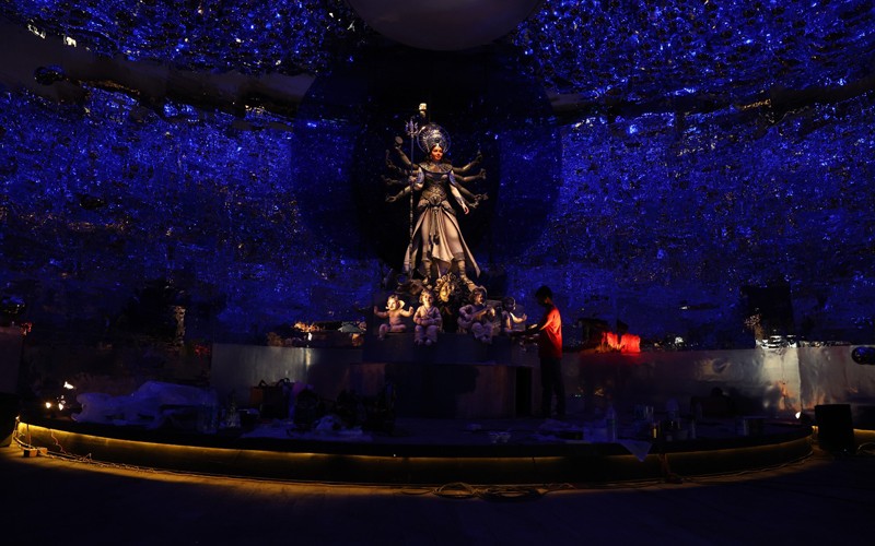 In Images: Arjunpur Amra Sabai Club presents ‘Mukhamukhi’ theme this Durga Puja