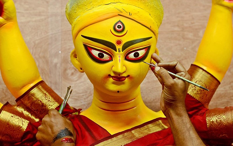 In Images: Kolkata Marks Mahalaya with Hooghly Tarpan and Durga's Chokkhudan