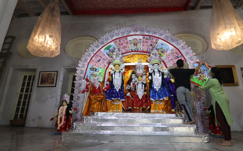 In Images: Kolkata's 260-Year-Old Baishnab Das Mullick Bari prepares for Durga Puja