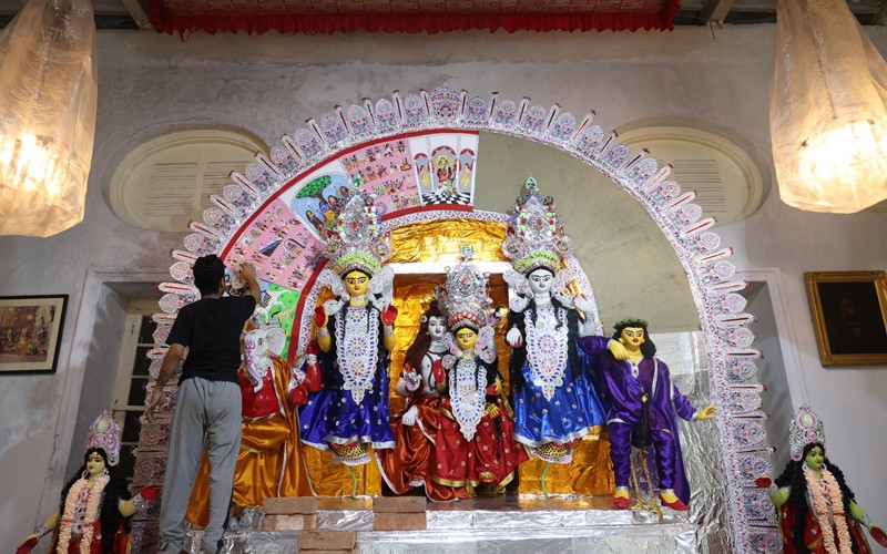 In Images: Kolkata's 260-Year-Old Baishnab Das Mullick Bari prepares for Durga Puja