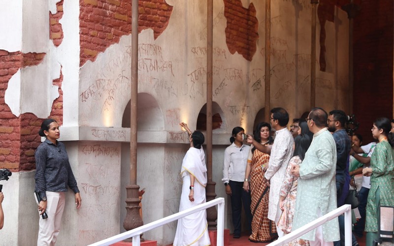 In Images: Mamata Banerjee inaugurates Suruchi Sangha Durga Puja in Kolkata