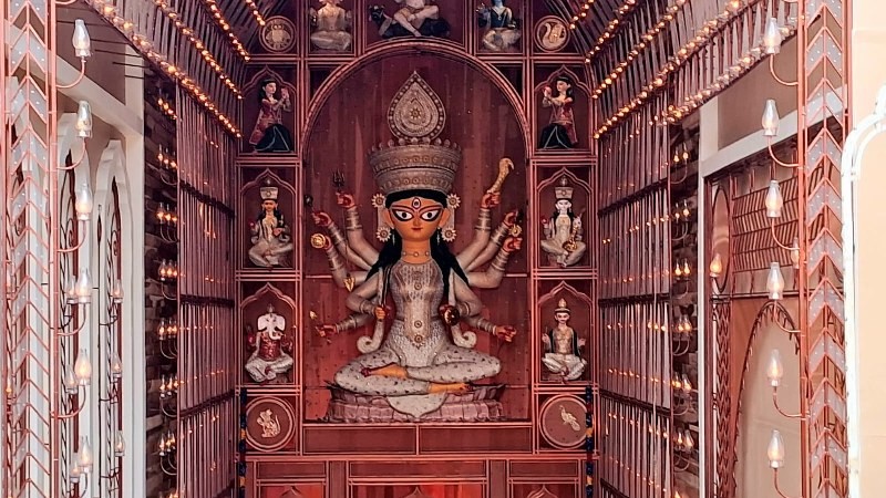 In Images: Glimpses of Durga Puja across Kolkata