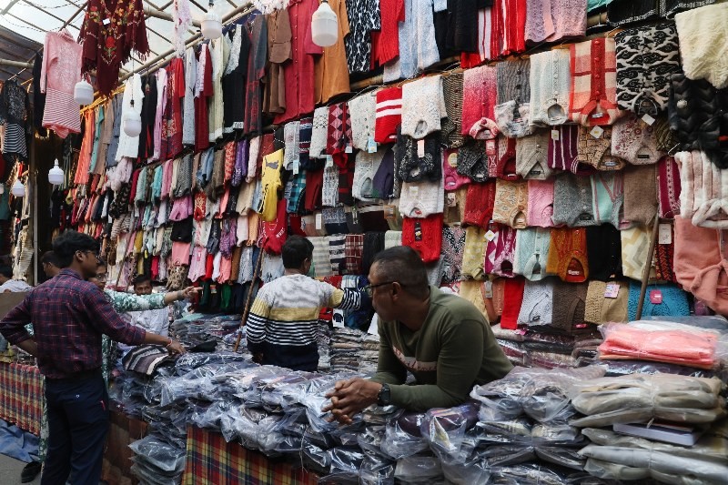 In Images: Kolkata gears up for winter as street markets bustle with warm wear