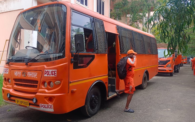 Cyclone Ditwah nears Tamil Nadu and Puducherry, triggering mass preparedness, heavy rains and major disruptions.