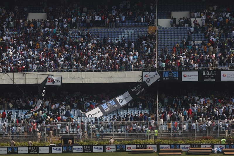 Messi moment turned mayhem— Salt Lake Stadium erupts in unrest