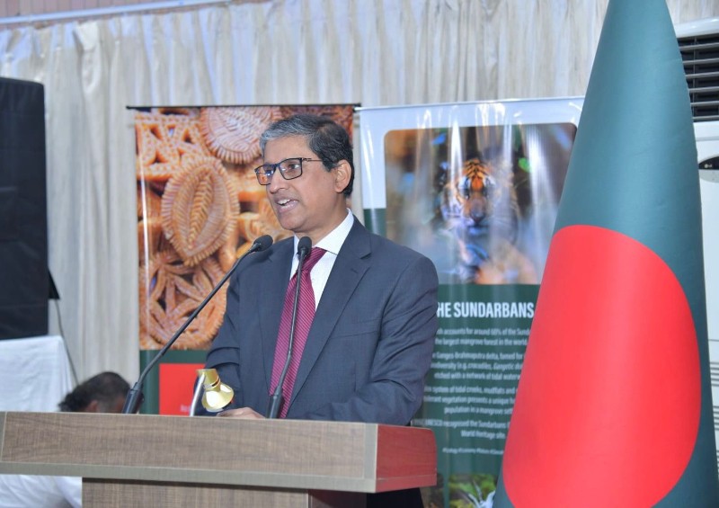 India summons Bangladesh envoy after provocative “Seven Sisters” remark and flags threats to its mission in Dhaka.