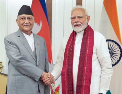 BIMSTEC: Narendra Modi meets KP Sharma Oli, says New Delhi attaches immense priority to relations with Nepal